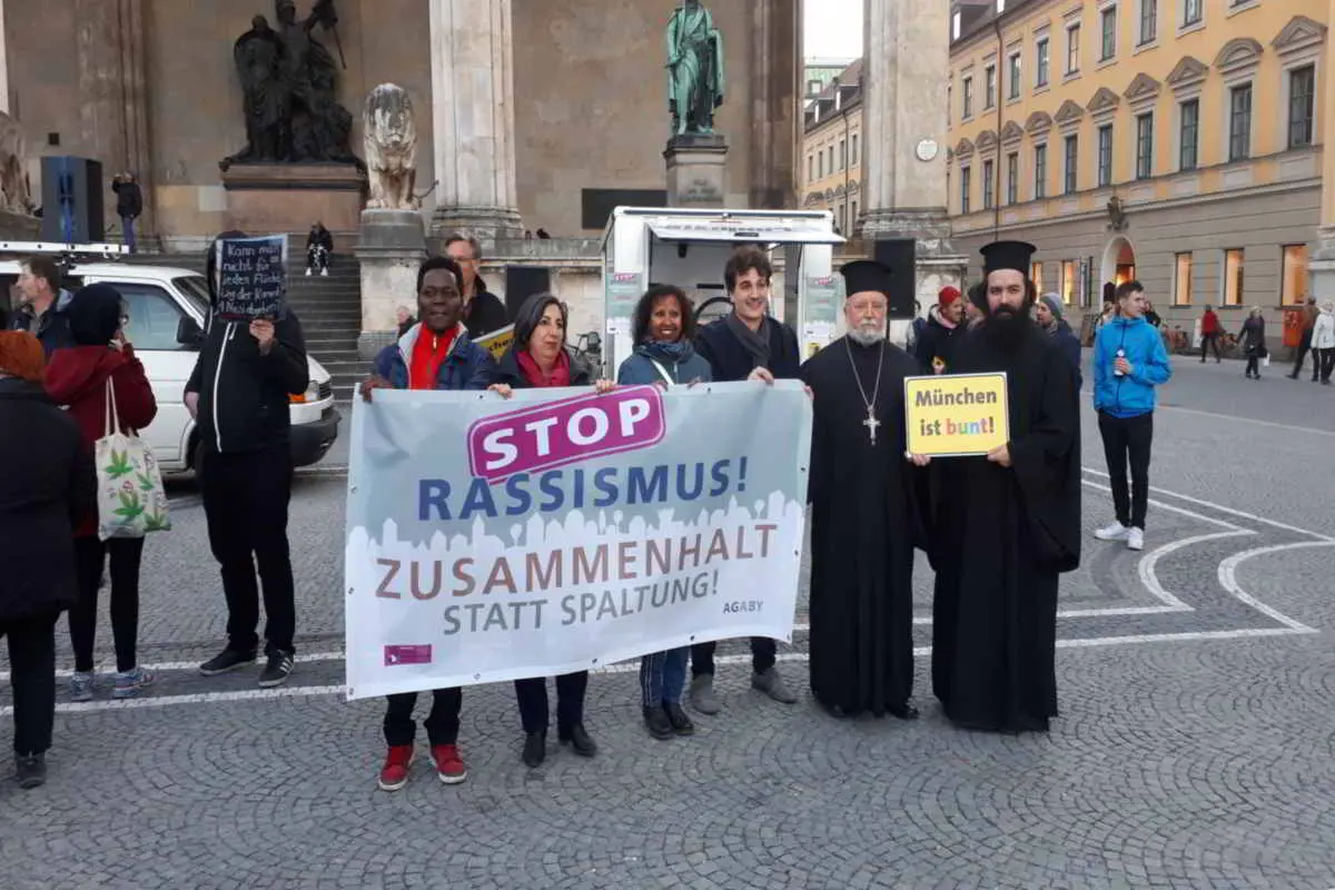 Η εκκλησία σε συλλαλητήριο κατά του ρατσισμού στο Μόναχο 2