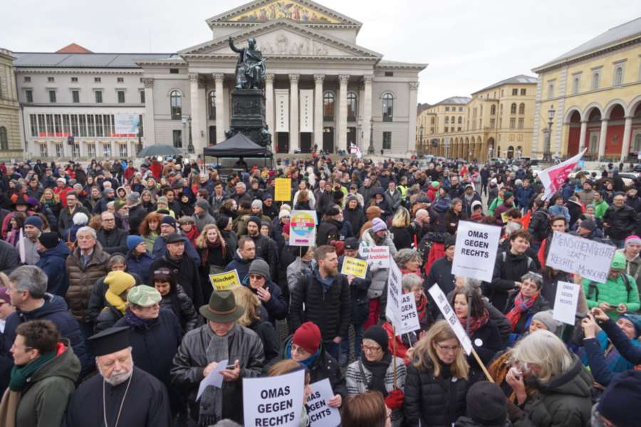 Μόναχο: Η Εκκλησία μας σε διαδήλωση ενάντια στο ακροδεξιό κόμμα AFD 2
