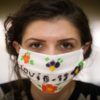Γερμανία: Φυλακισμένοι ράβουν μάσκες 1