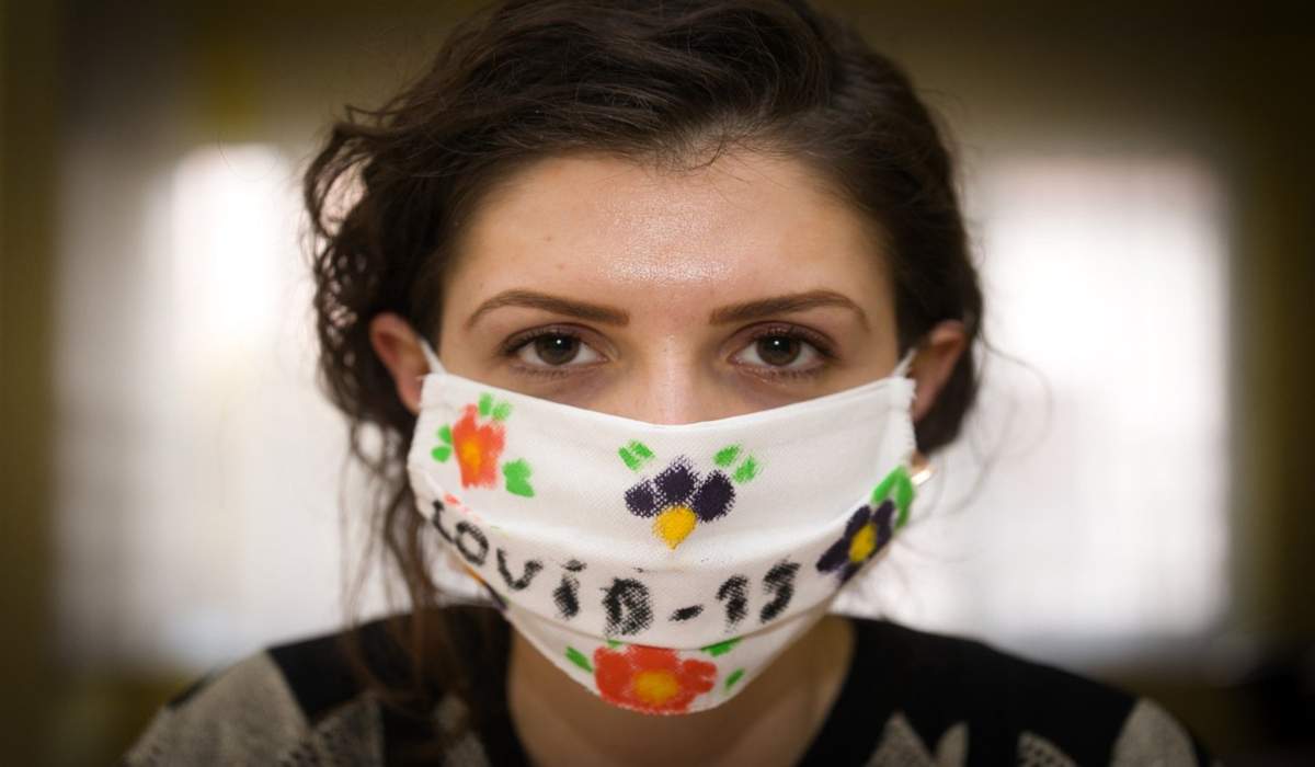 Γερμανία: Φυλακισμένοι ράβουν μάσκες 3