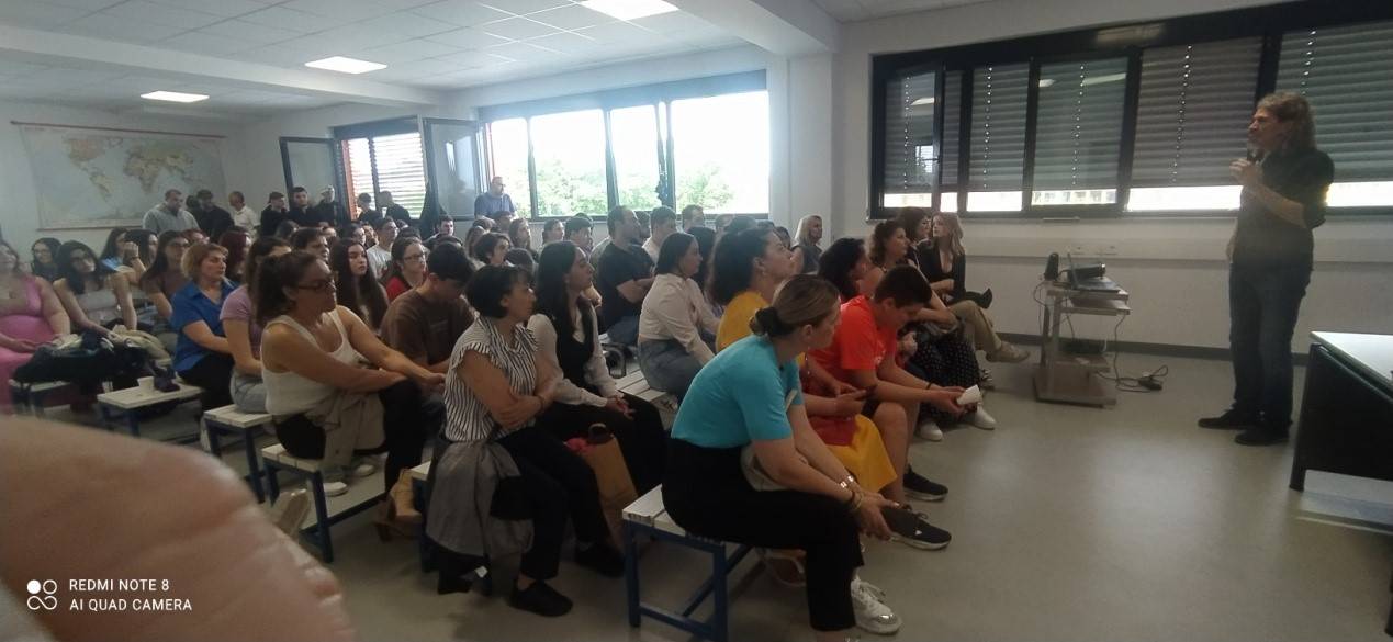 Τελετή αποφοίτησης Γ’ Τάξης Ελληνικού Λυκείου Μονάχου